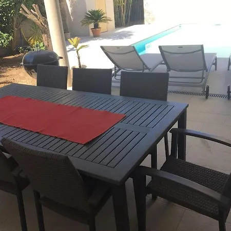 Villa Contemporaine Avec Piscine